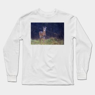 Young Royalty - White-tailed deer Long Sleeve T-Shirt